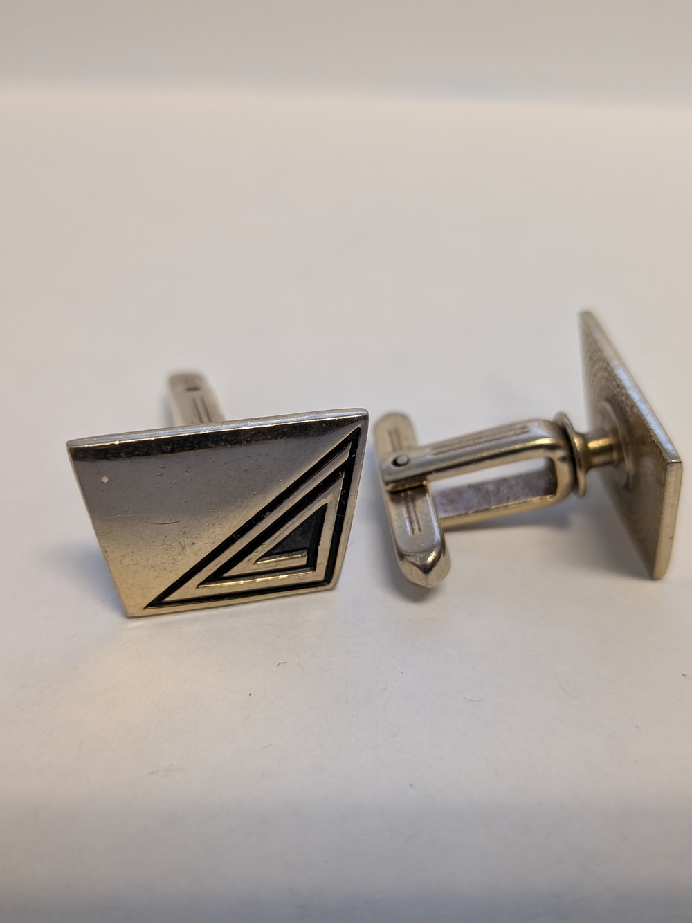 Lot Of 2 Art Deco Cufflinks